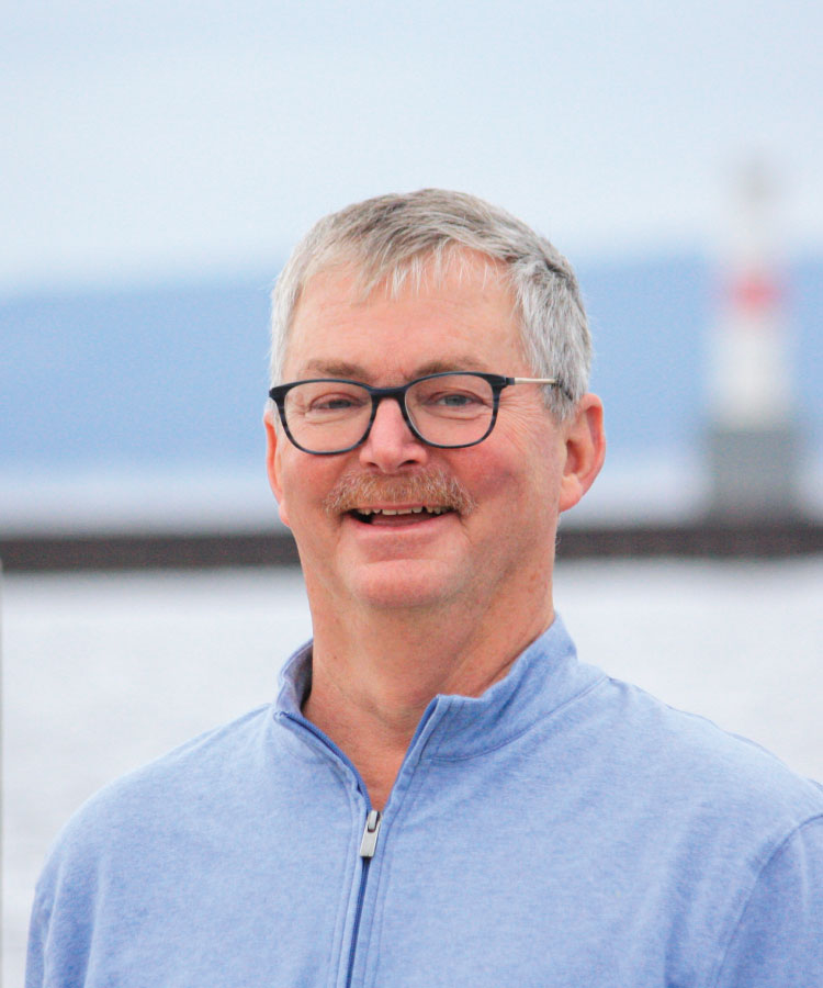 dr thomas ling headshot